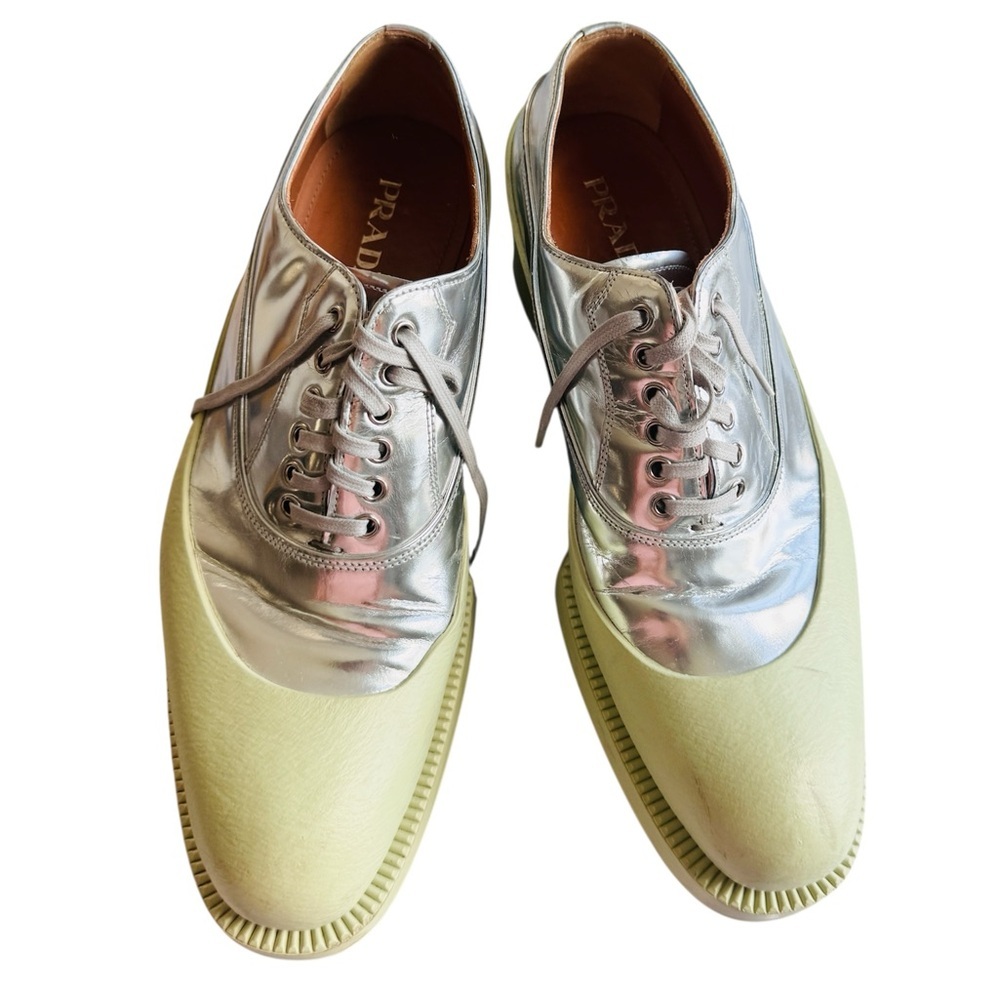 Prada Vintage Y2K Leather Oxfords EUC